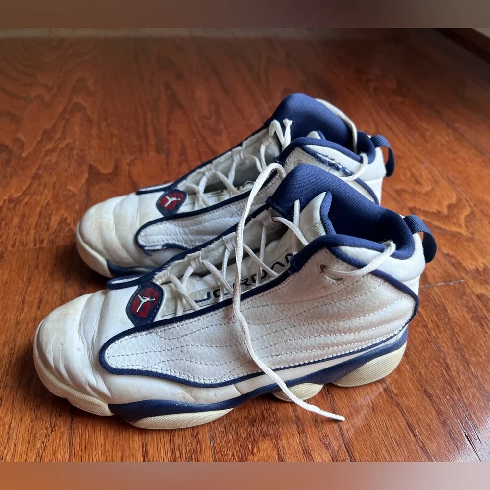 Nike Air Jordan Pro Strong sneakers